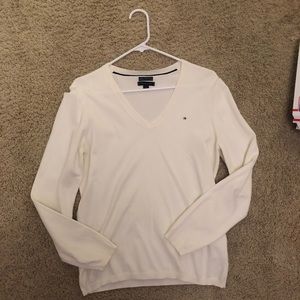 NWOT Tommy Hilfiger sweater